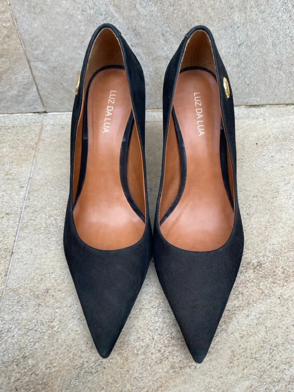Scarpin Preto da Luz da Lua. 