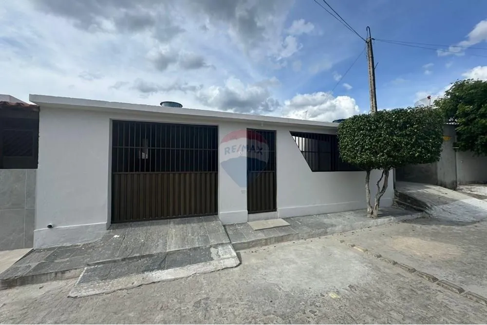 Excelente Oportunidade: Casa à Venda no Condomínio Portal do Sol Caruaru
