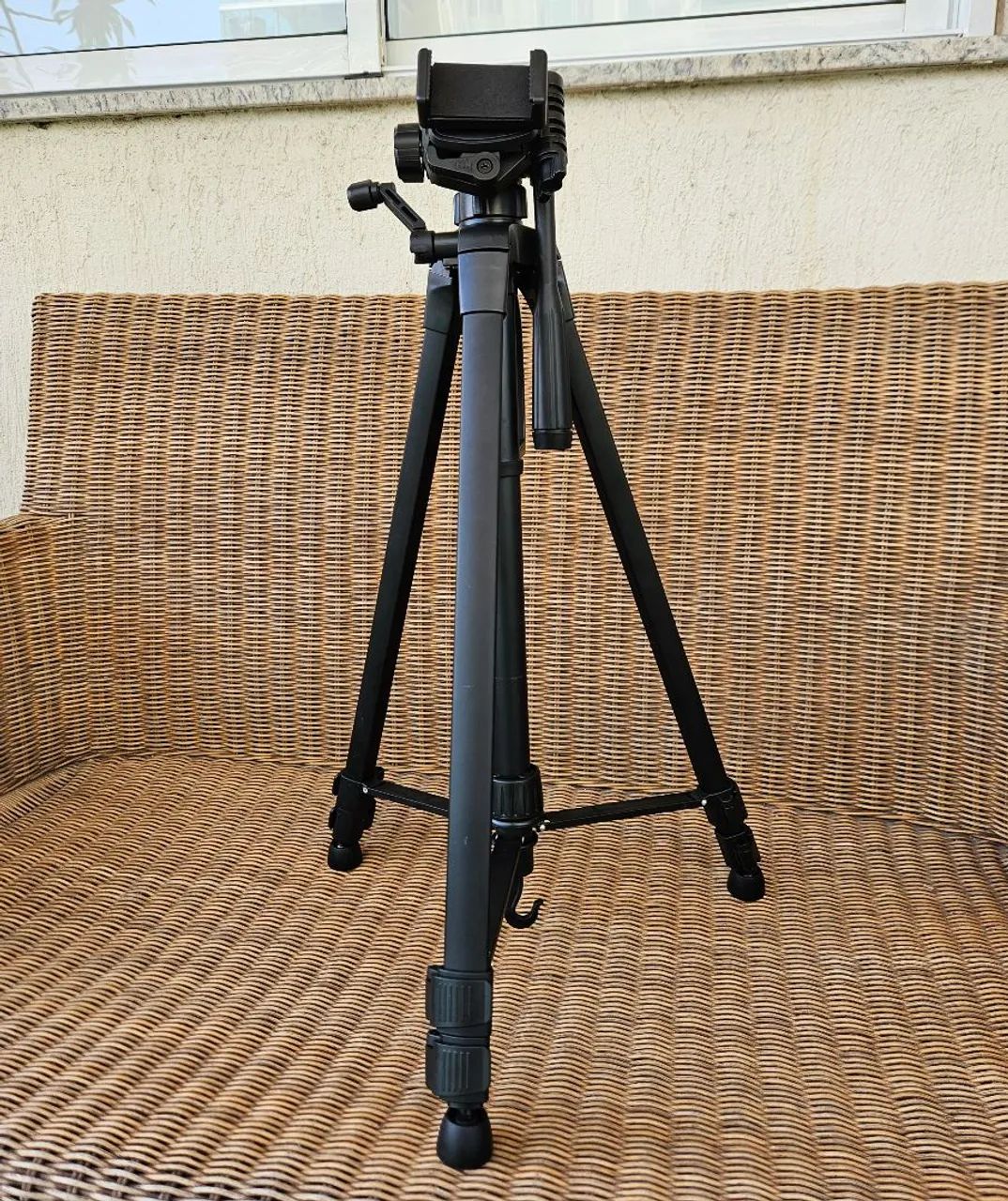 Tripé para Câmera Profissional - Estabilidade e Precisão - Foto 5