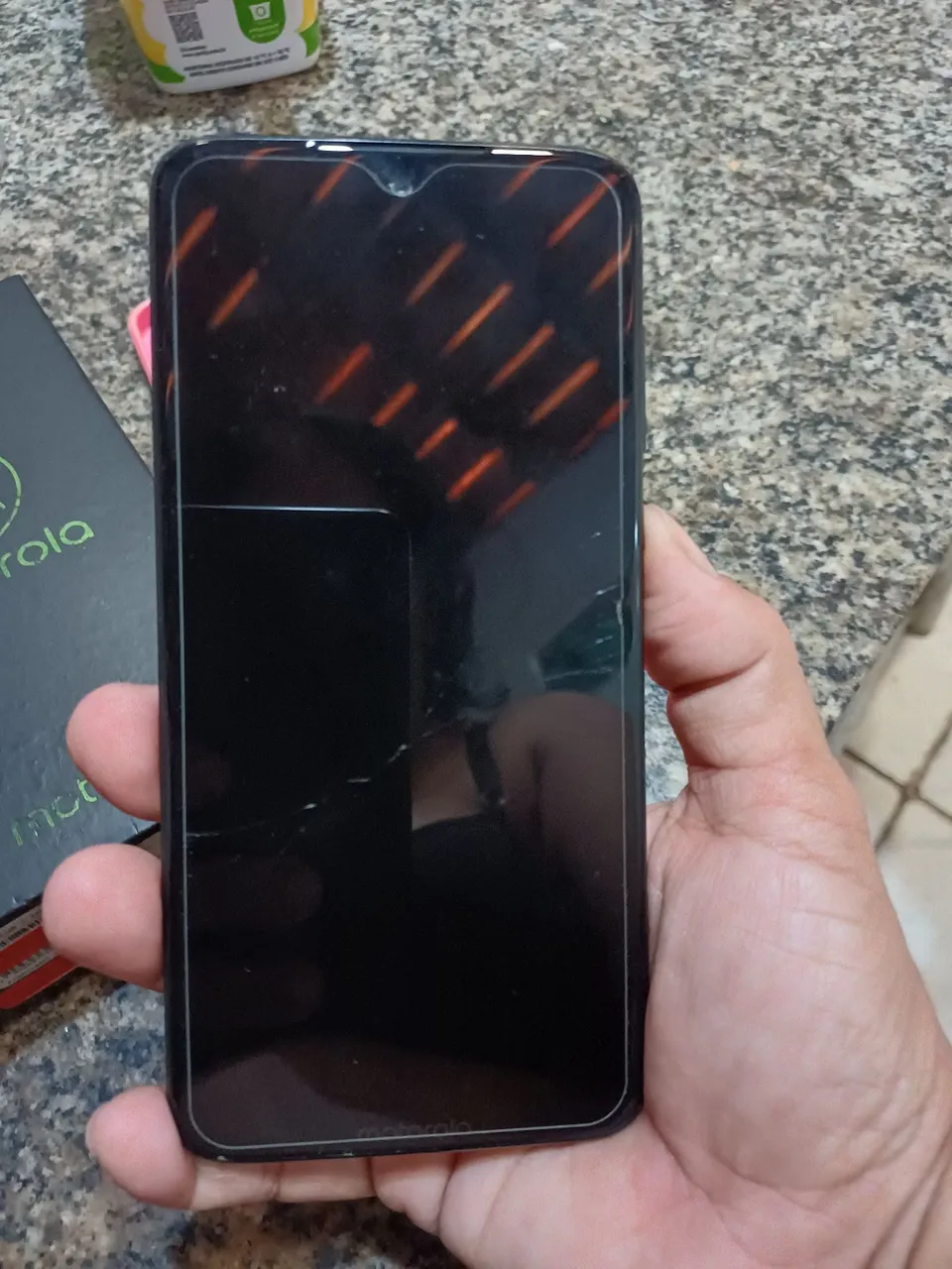 Motorola moto g7 plus c/ defeito