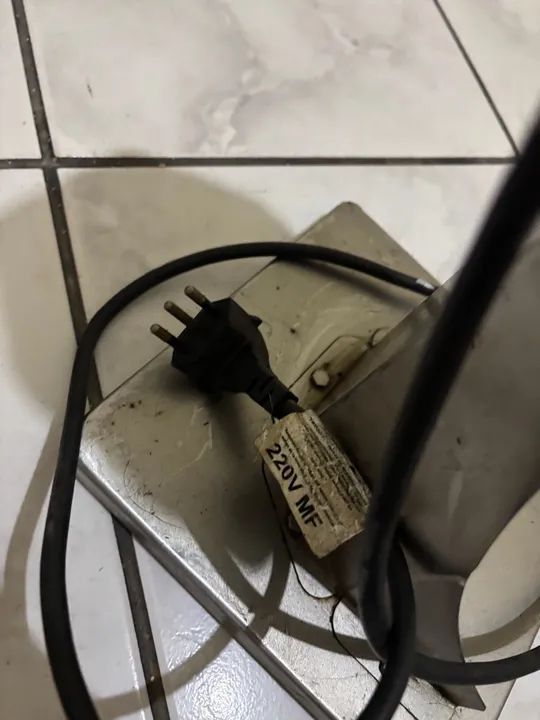 Batedor de Milk Shake semi novo - Foto 4