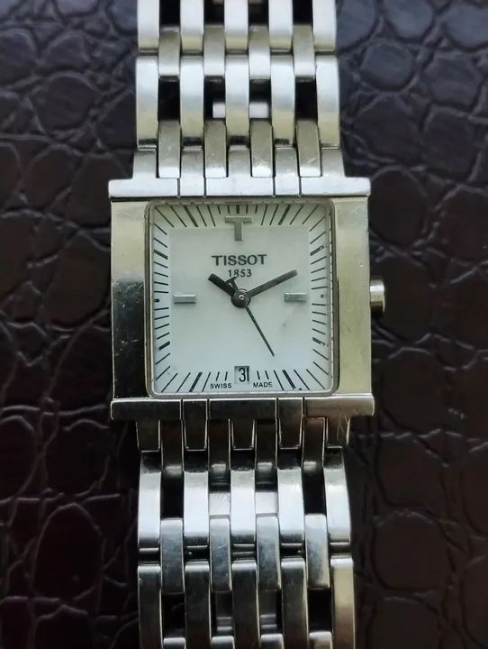 Relógio Tissot 1853  Square L910 feminino  - Foto 6
