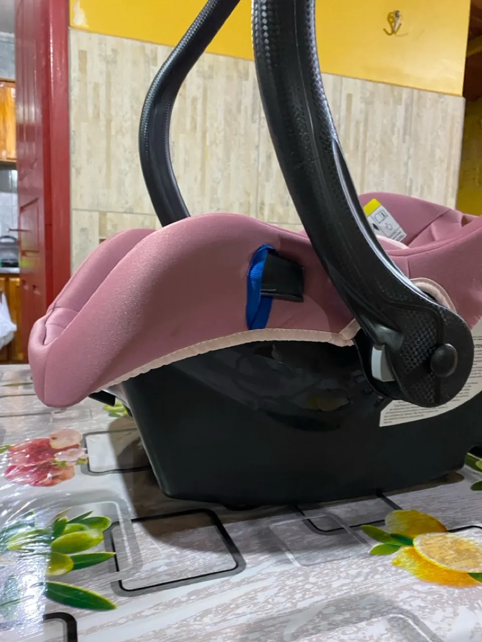 Cadeira para bebê em ótimo estado