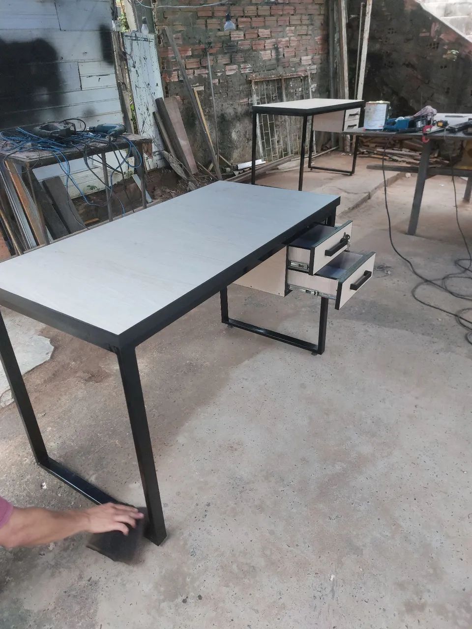 Mesa de Escritório com Design Moderno - Foto 5