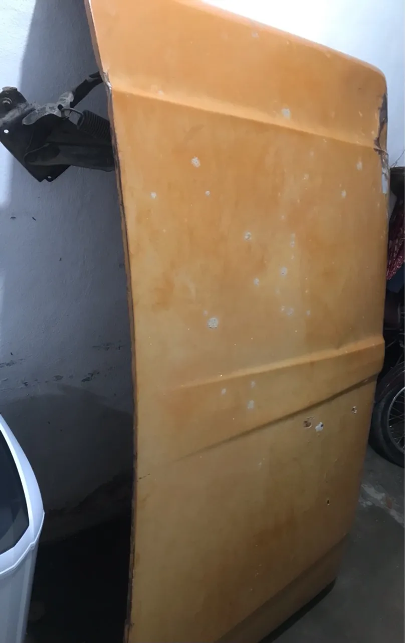 Capô para f4000