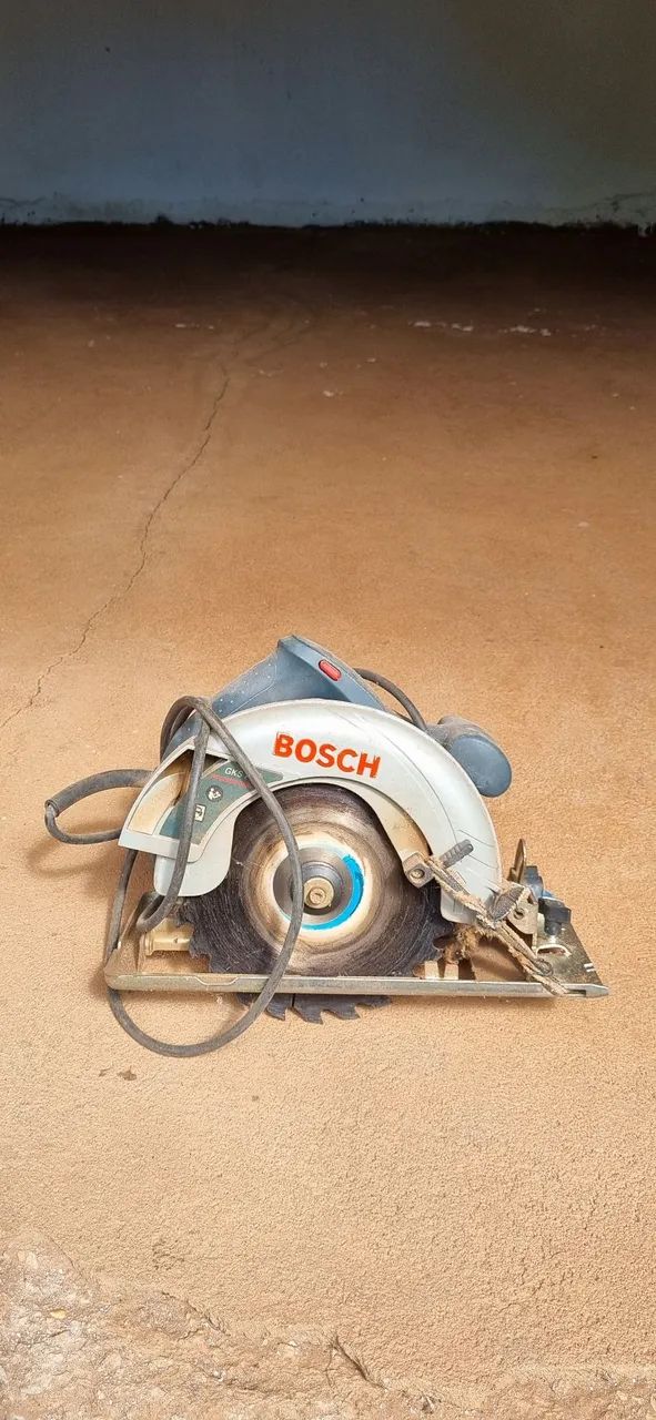 Serra Circular Bosch GKS 7 1/4 - R$ 450,00 - Foto 4