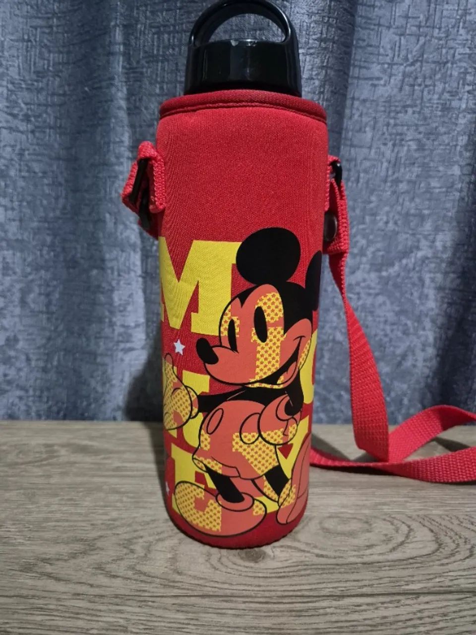 Garrafa térmica Mickey Original Disney Store (Importado) - Foto 2