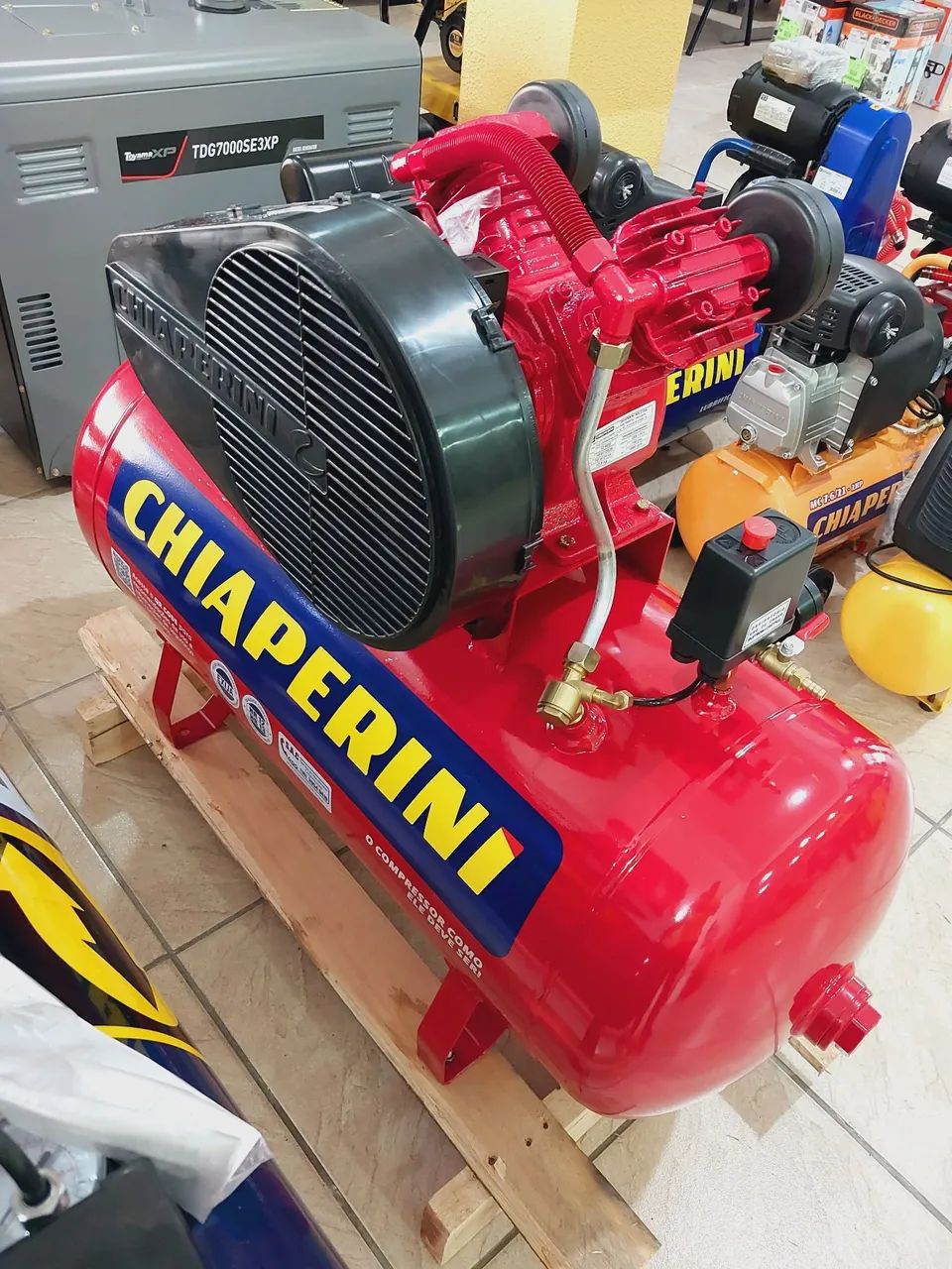 Compressor de Ar Chiaperini 10 pés 140psi 110L Profissional (Loja) - Foto 6