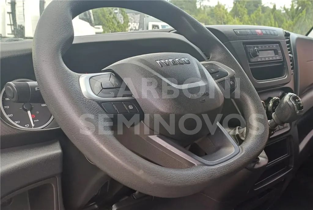 IVECO DAILY 35-160 LONGO E6 4X2 2022/2023 - Foto 8