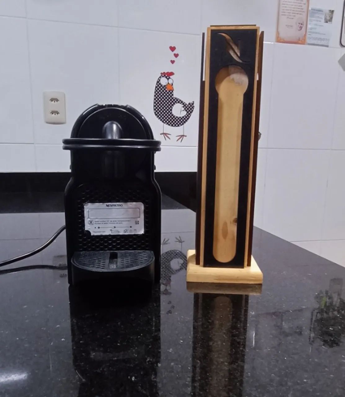 Cafeteira Nespresso Inissia Preta