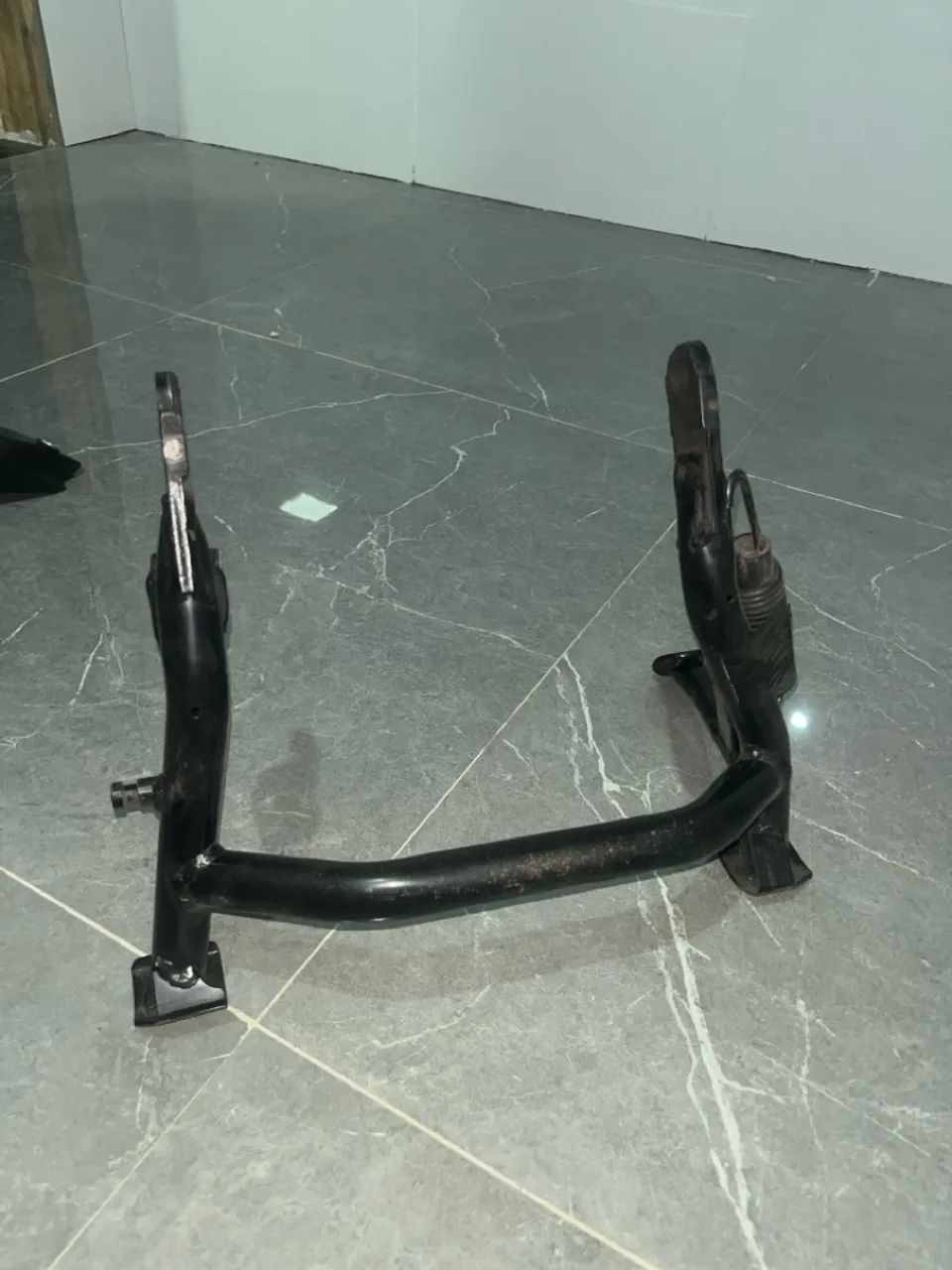 Cavalete central para Tracer 900Gt 