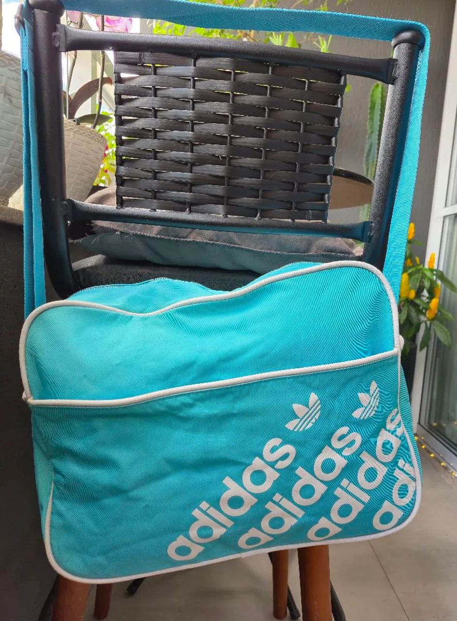 Bolsa Adidas Vintage - usada - Foto 2