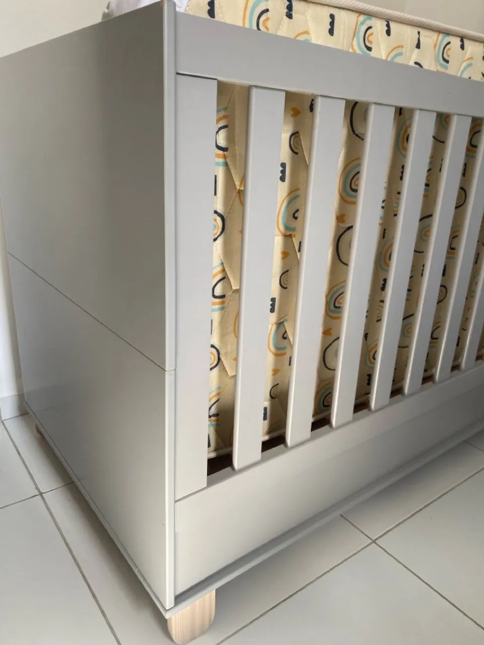 Berço Matic 2 em 1 na cor cinza moderno - Foto 5