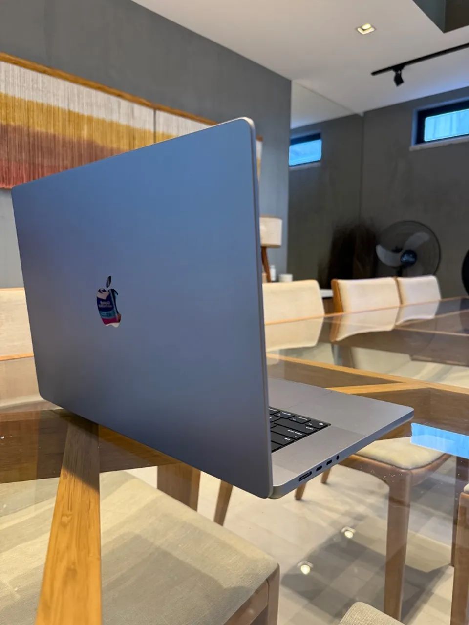 M1 Pro, 16gb de ram, 1tb de SSD de 16? polegadas