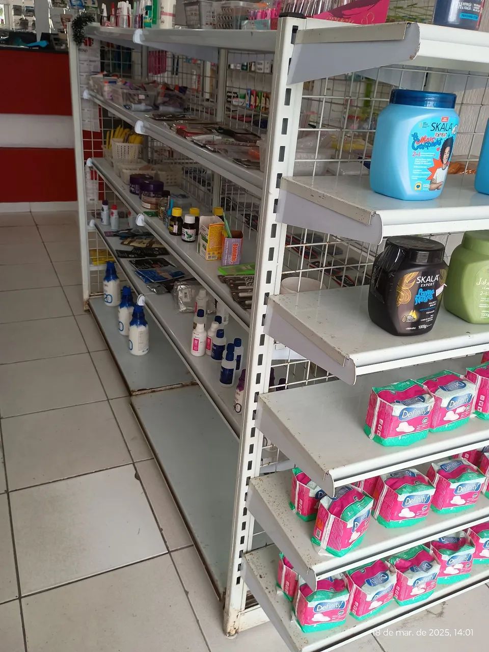 Gôndola Prateleiras central para loja - usadas