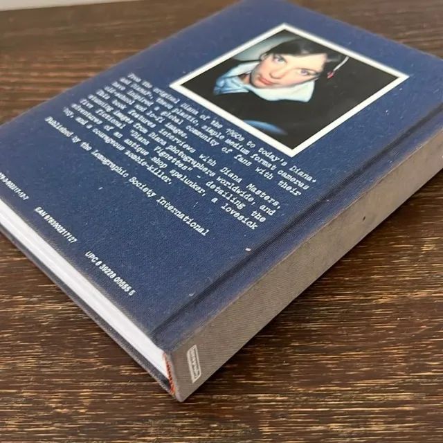 livro fotografico diana f+ lomography - Foto 3