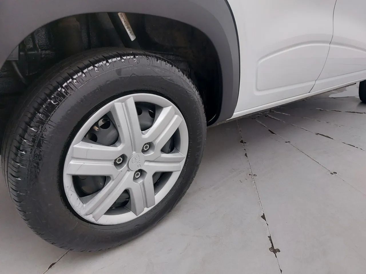 Renault Kwid Zen 1.0 Flex 12V 5p Mec., foto 14 de 18