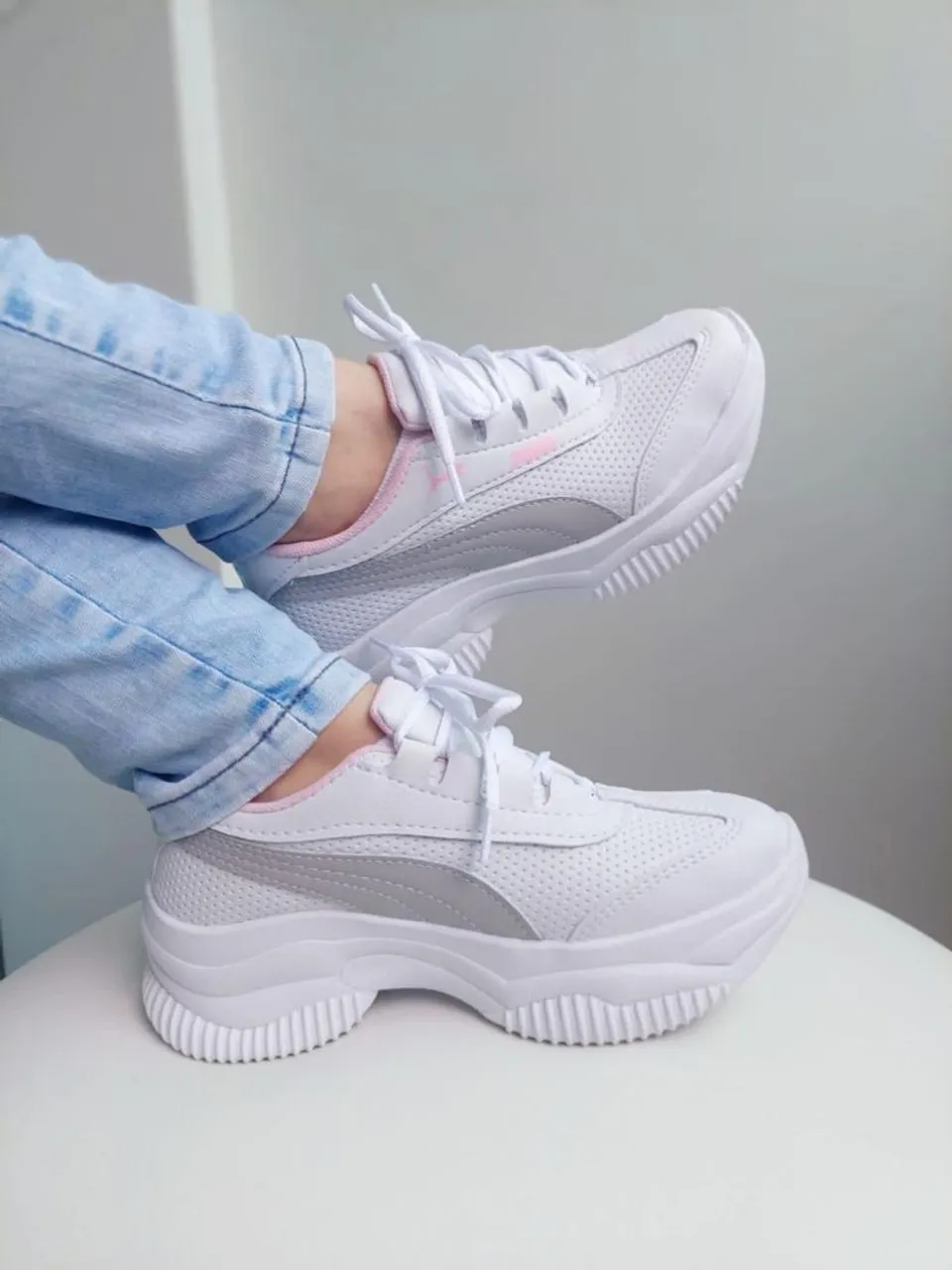 Tênis Juvenil Puma Branco Feminino