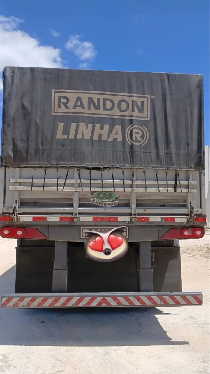 Carreta graneleiro Random 21/21