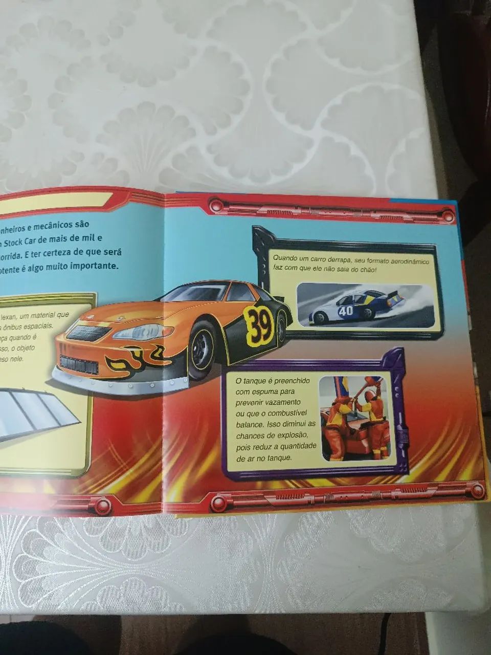 Box Livro com Carrinho - Stock Cars (Monte Você Mesmo) - Editora Mellbooks - Foto 4