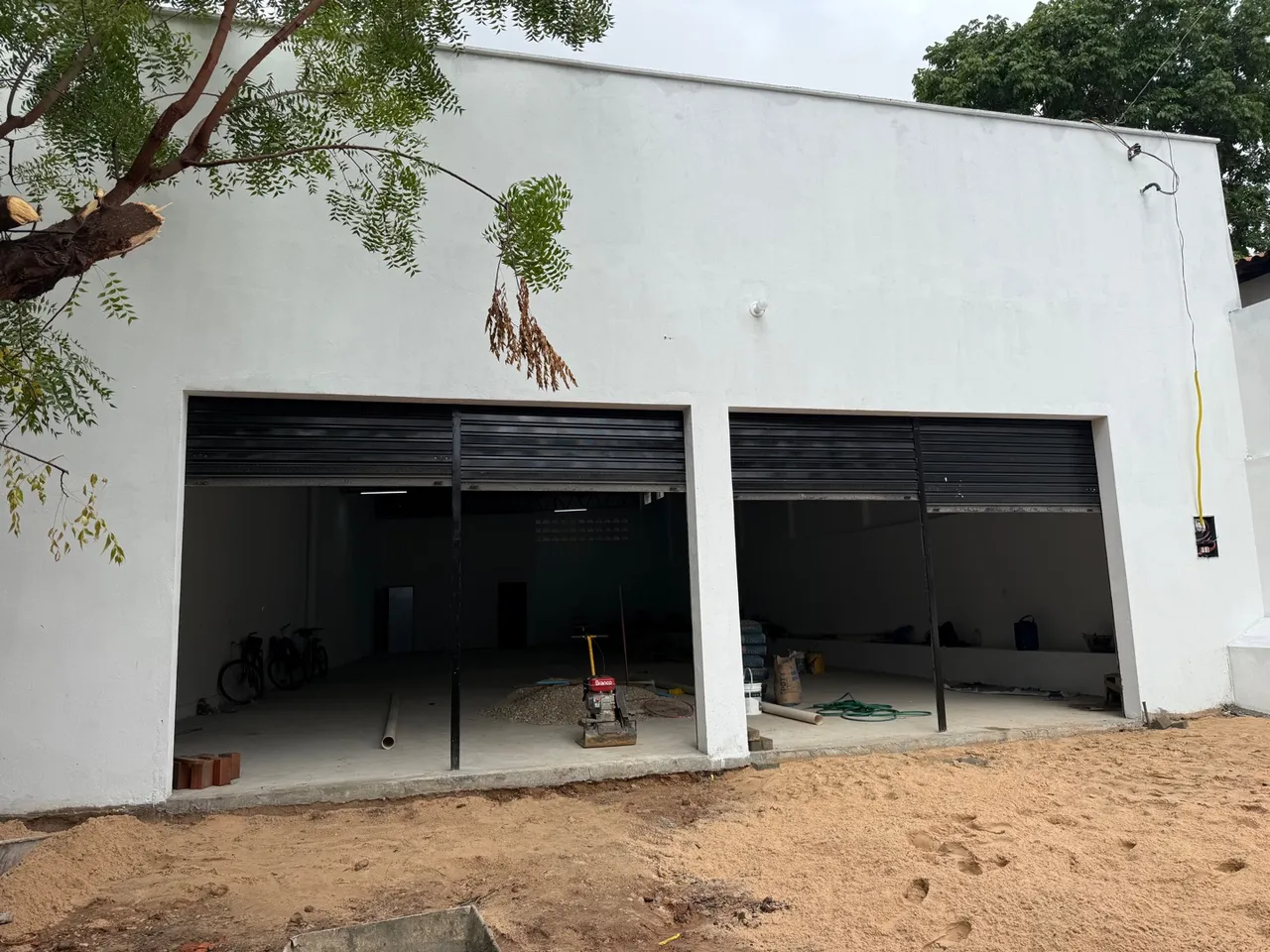 Galpão Industrial - Amplo e com estrutura reforçada