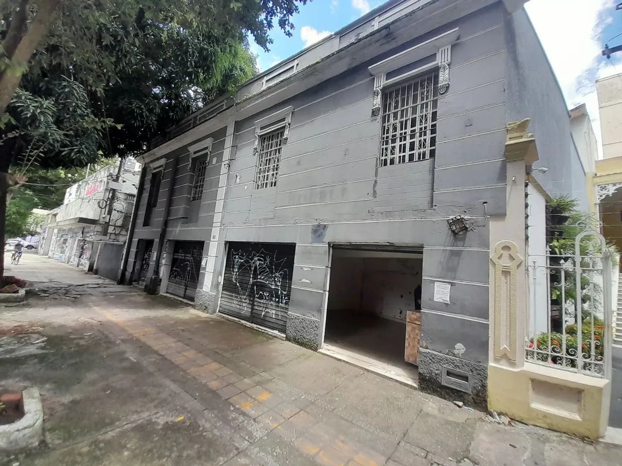 Prédio 02 Pavimento 250m² antigo "Doublê" com vitrine para a Rua J Malcher c/ Generalíssim - Foto 2