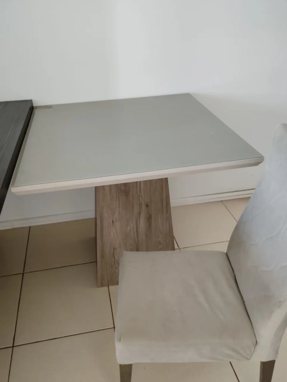 Mesa de jantar/ tampa de vidro