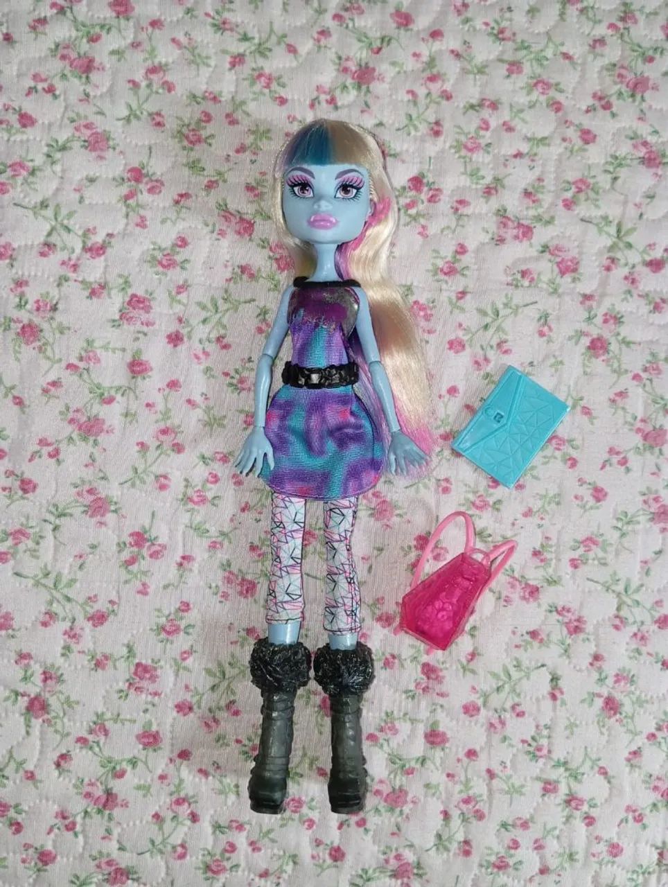  Monster High - Abbey Bominable 