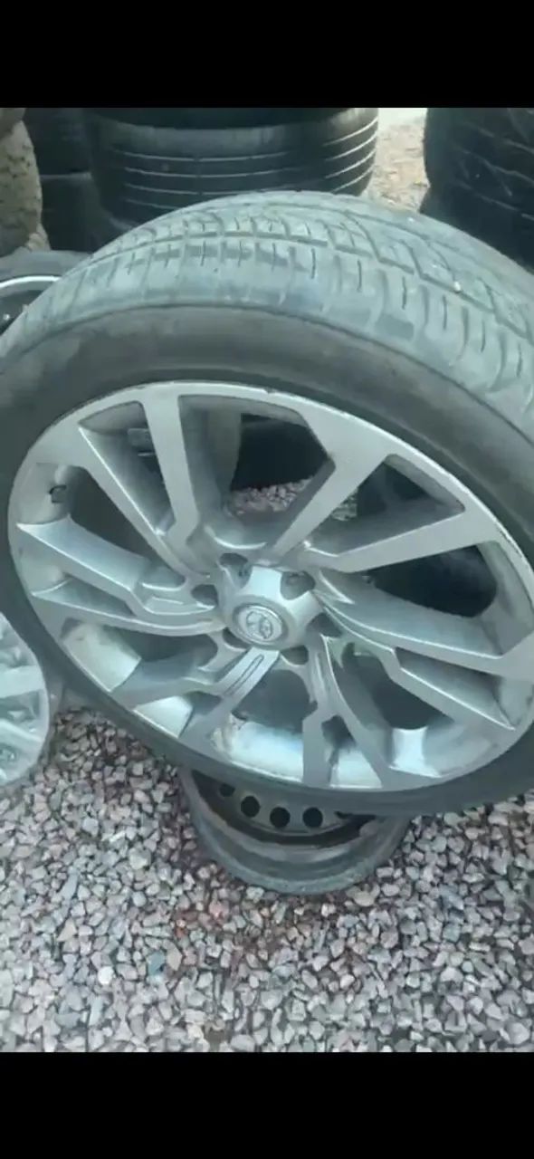 Rodas 22 com pneus zeros praticamente - Foto 3