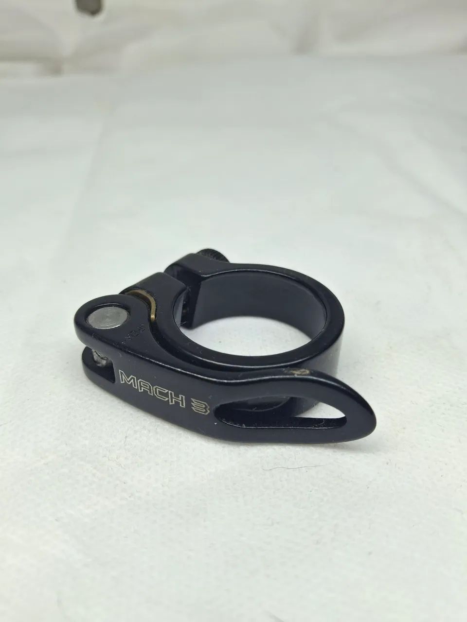 Abraçadeira de Canote 31.8mm 