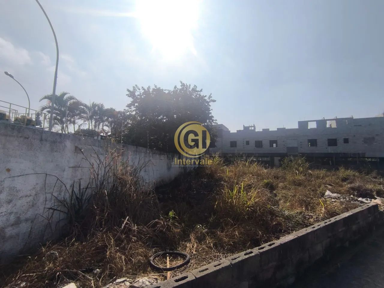 TERRENO DISPONIVEL PARA LOCAÇÃO E VENDA NO CENTRO DE JACAREI-SP 500M² - Foto 4