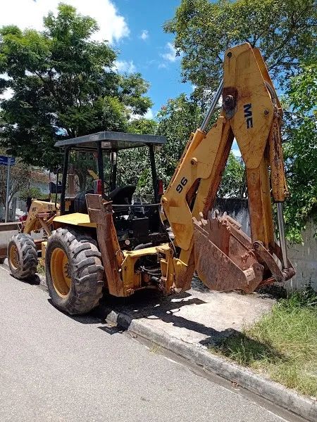 Retroescavadeira MF96 2015  - Foto 4