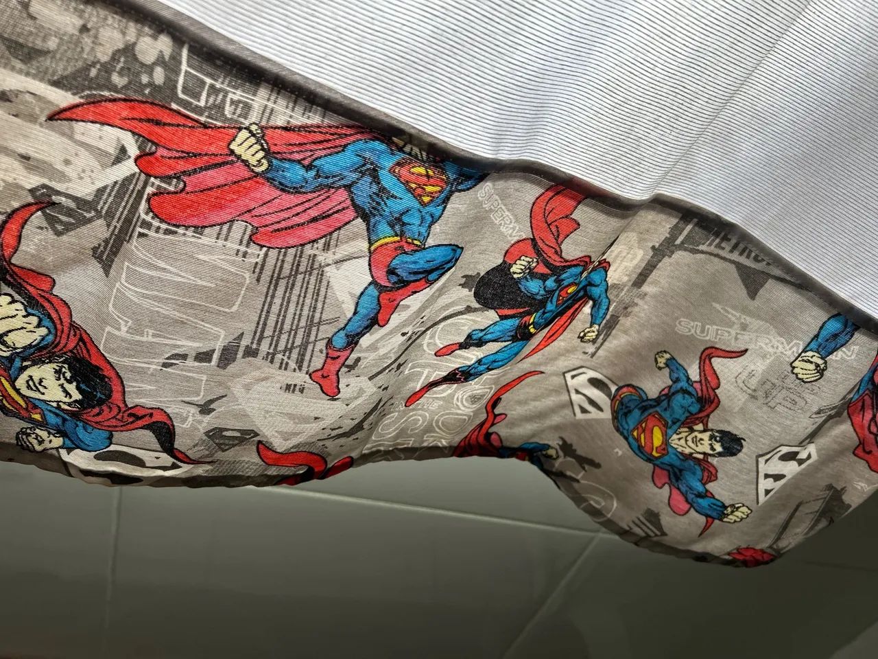Cortina super homem