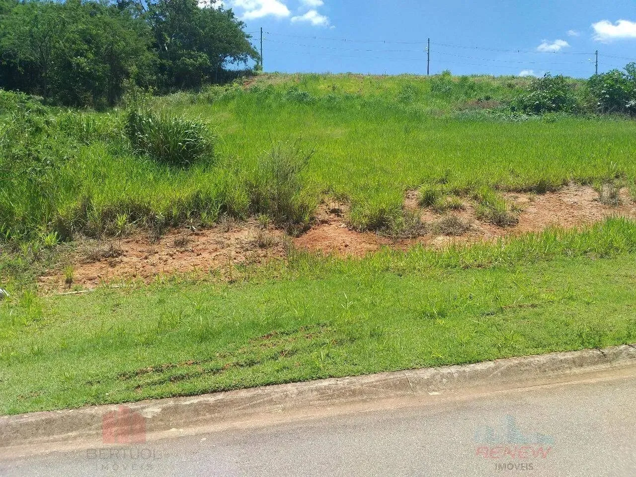 Terreno em condomínio à venda Condomínio Santa Isabel II em Louveira