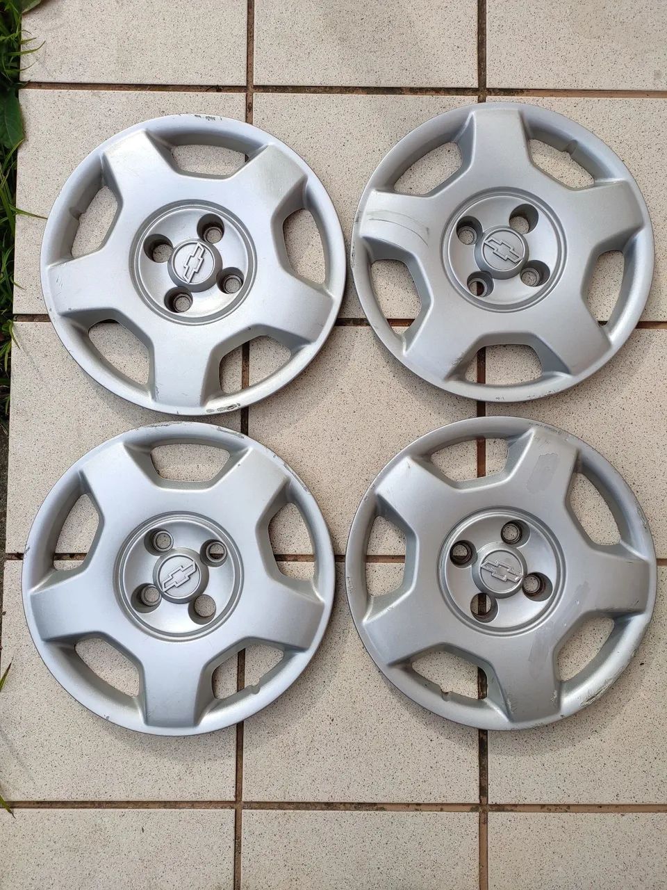 Jogo Calotas Chevrolet aro 14 Corsa Originais GM