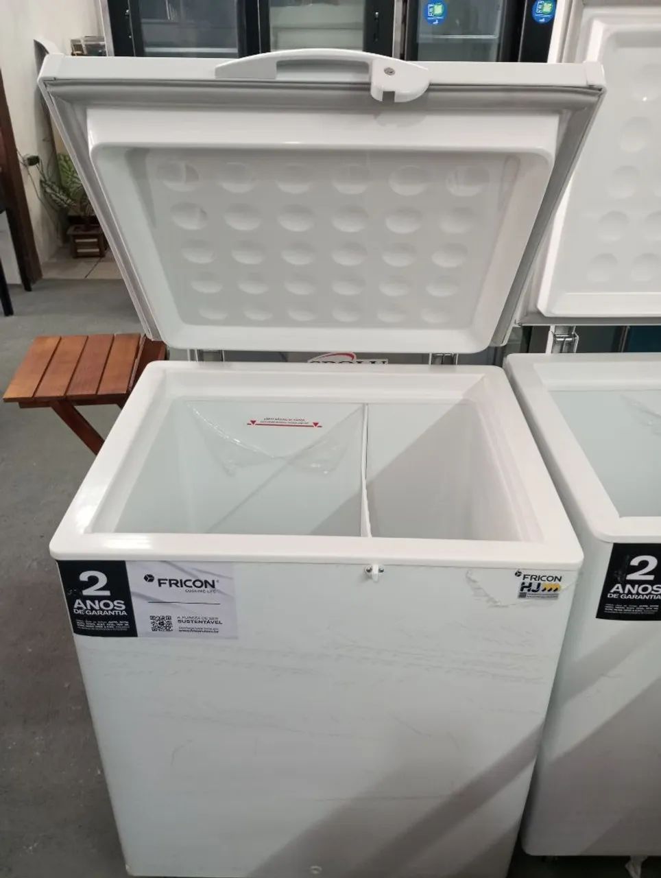 NZ. Freezer horizontal 216 litros FRICON 
