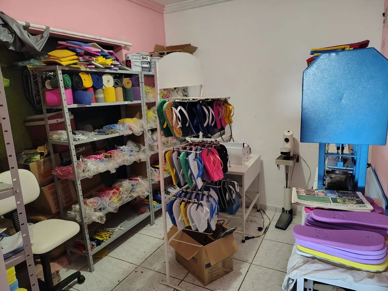 Máquina para fabricar chinelos completa compacta print  - Foto 4