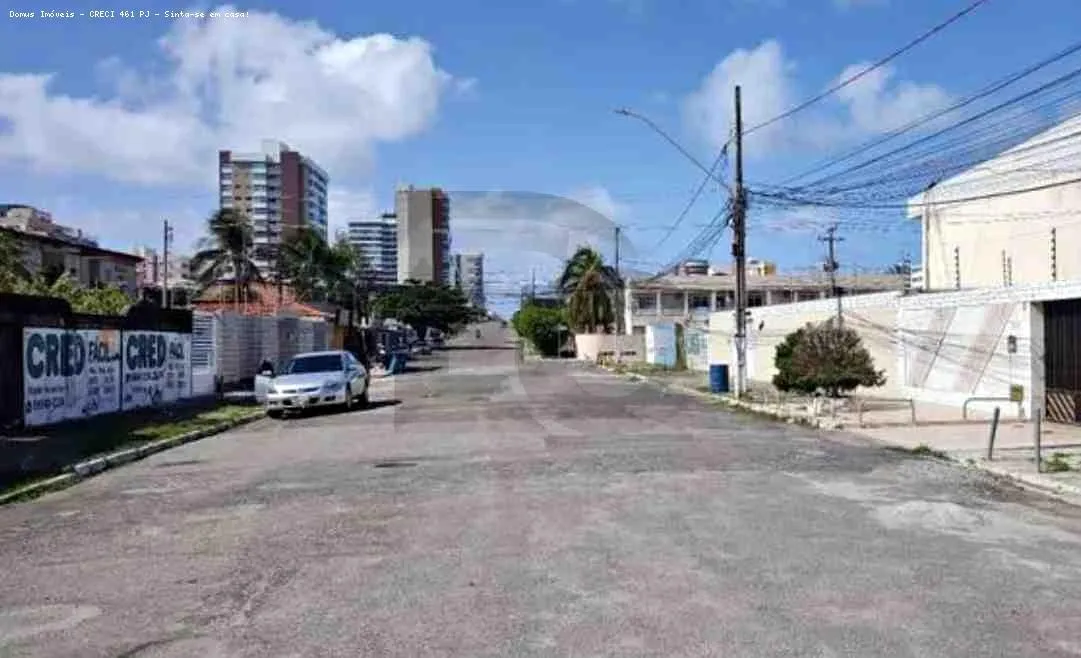 Terreno no Bairro Atalaia a 2 Minutos dos Arcos da Orla 824m²