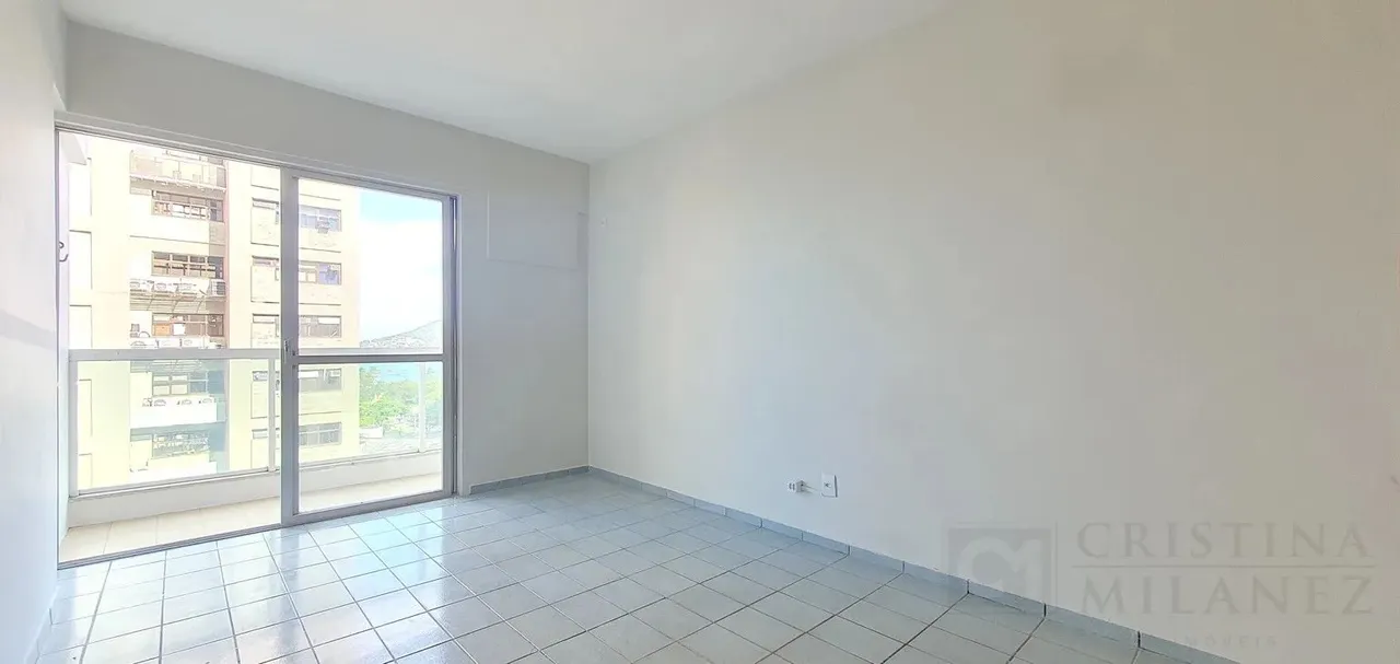 Uma vida moderna pede isso: localização privilegiada em prédio cobiçado na Praia do Canto.