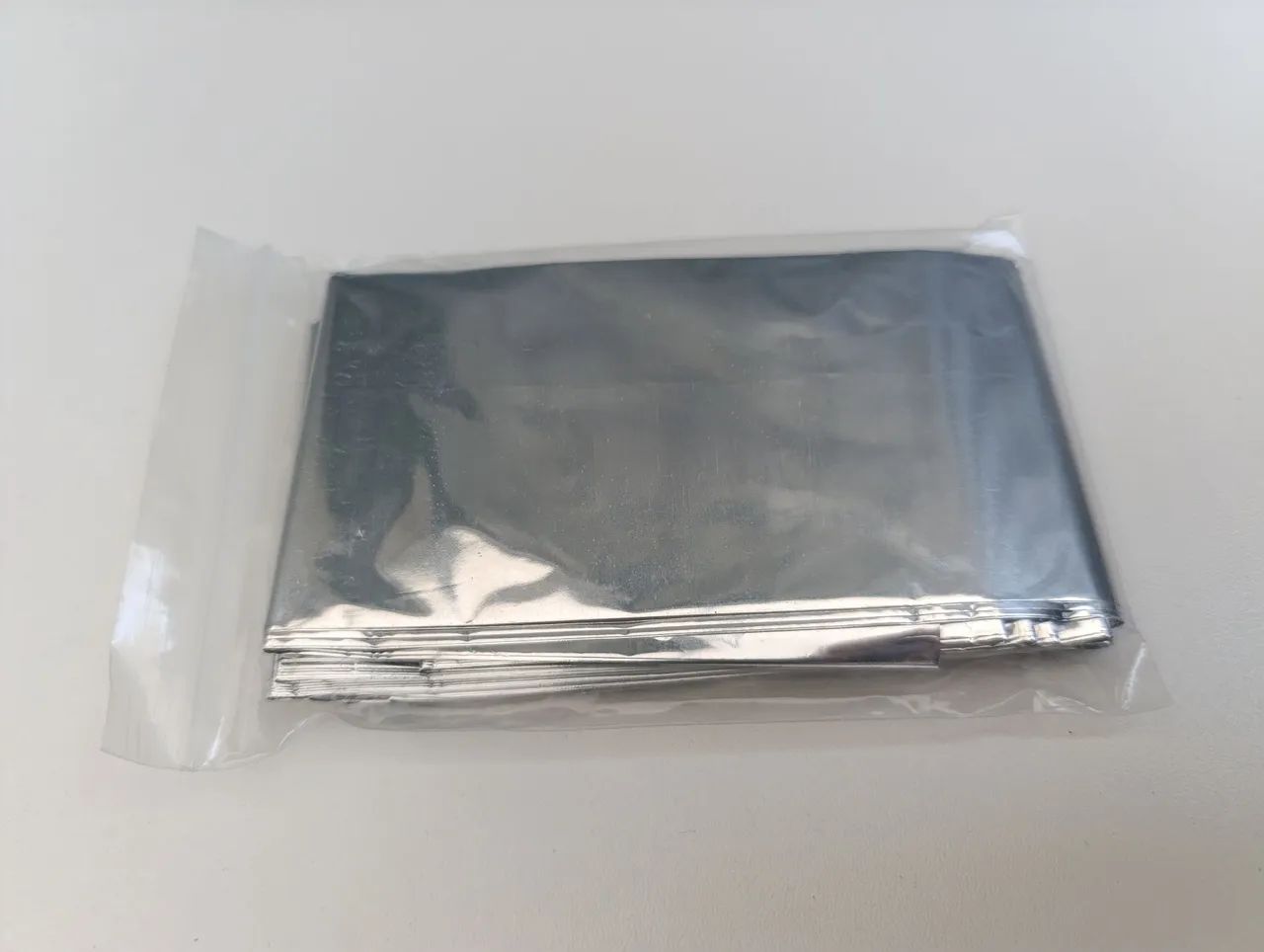 Pacote com 6 mantas térmicas aluminizadas - Foto 2