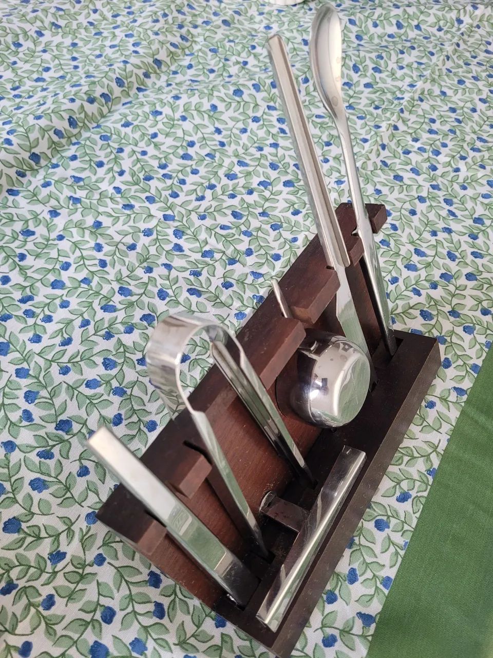 Kit de Coquetelaria Completo - Suporte de Madeira - Foto 2