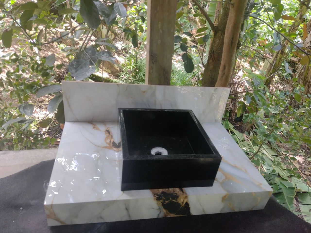 Balcão de banheiro em porcelanato  - Foto 3