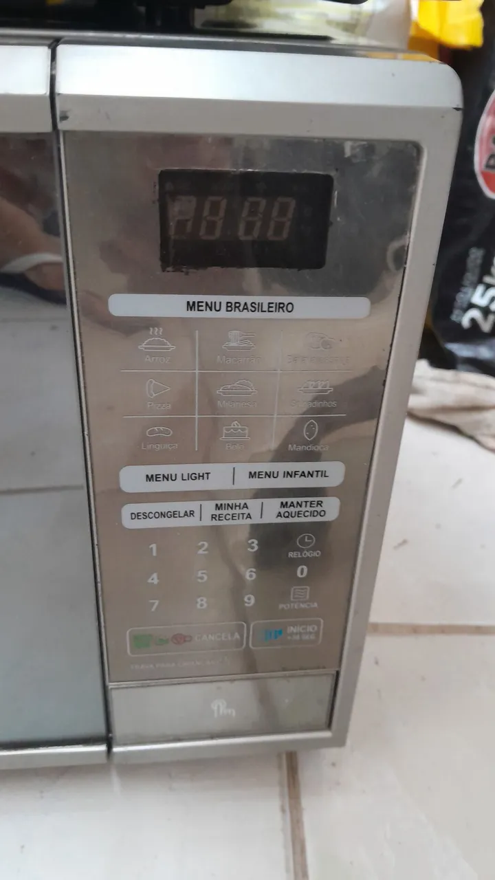 Tvs, micro-ondas, ventilador, ferro de passar,aefree e outros equipamentos eletrônicos.