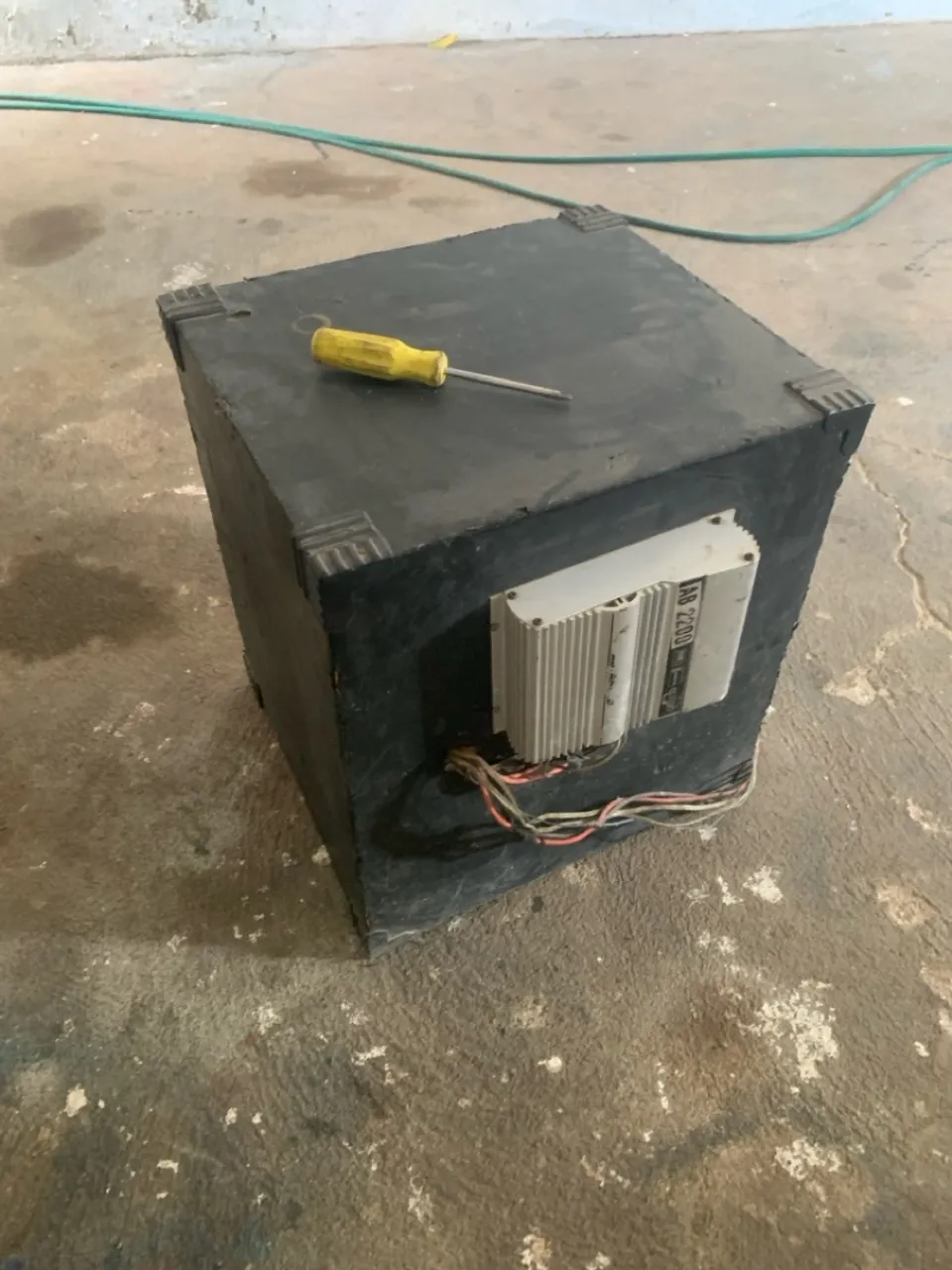 Caixa de Som DIY com Amplificador
