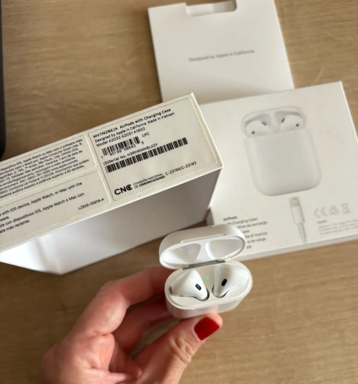 Apple AirPods 2 Geração Original  - Foto 2