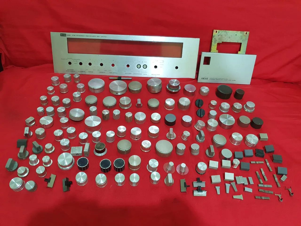 Knobs e peças vintage 