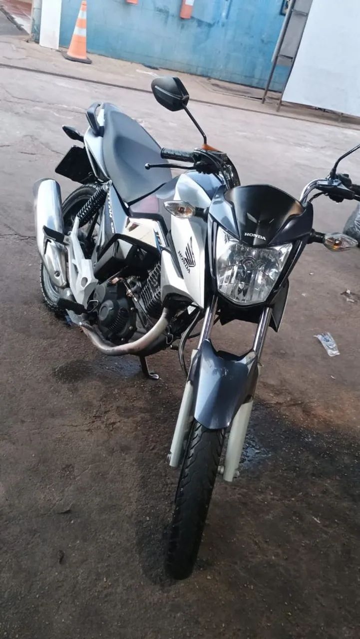 Titan 160 muito nova - Foto 4