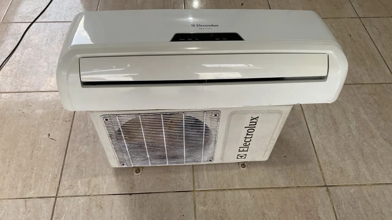AR-CONDICIONADO ELECTROLUX 9000BTUS CONVENCIONAL