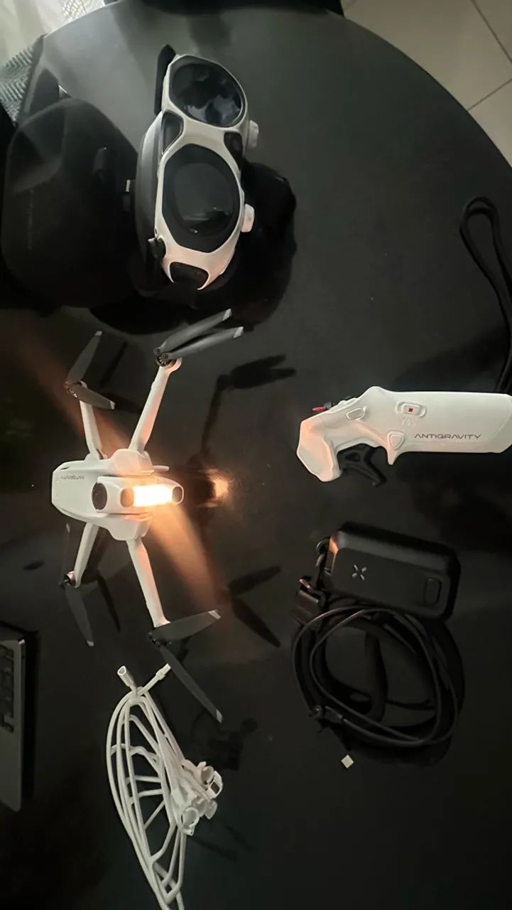 Drone Insta360 8K 360° - Branco  - Foto 2