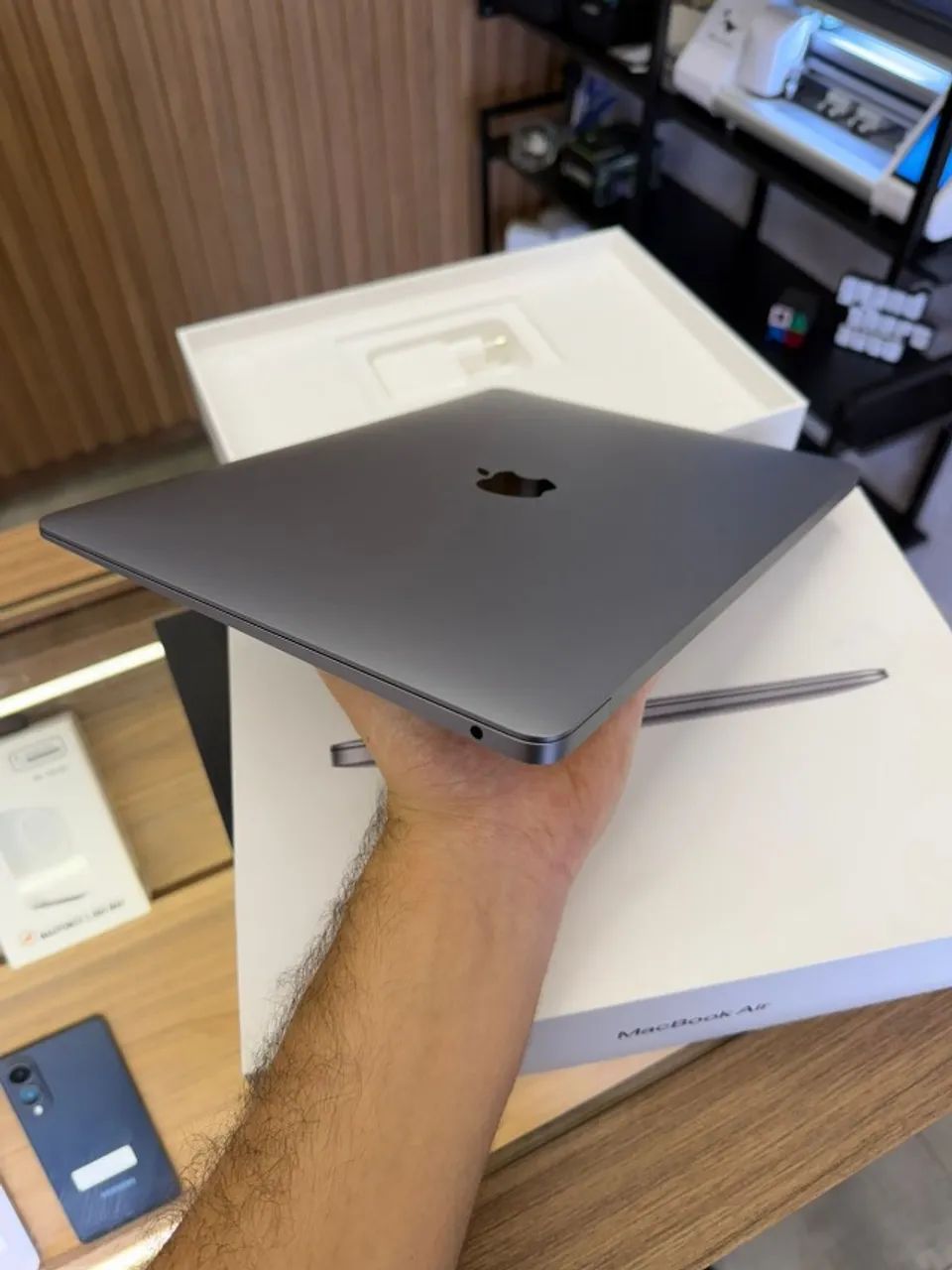 Macbook Air M1 8/256gb + impecável (Anápolis) - Foto 3